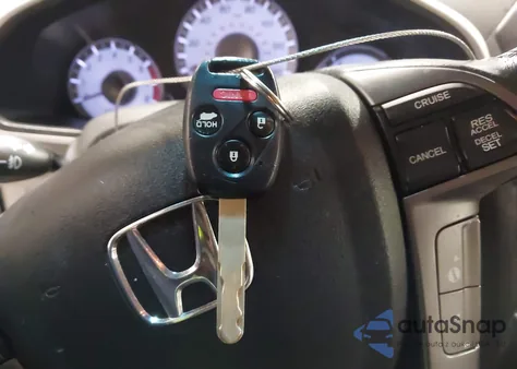 2013 Honda Pilot Touring from USA, damaged, VIN 5FNYF4H98DB032889